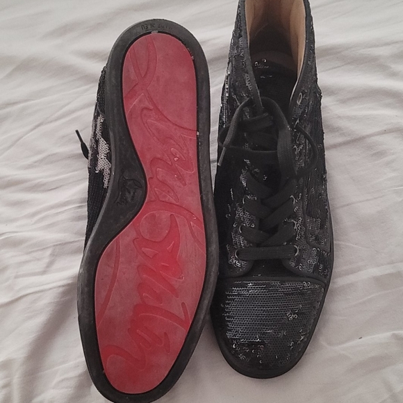 Sneakers - Picture 4 of 5